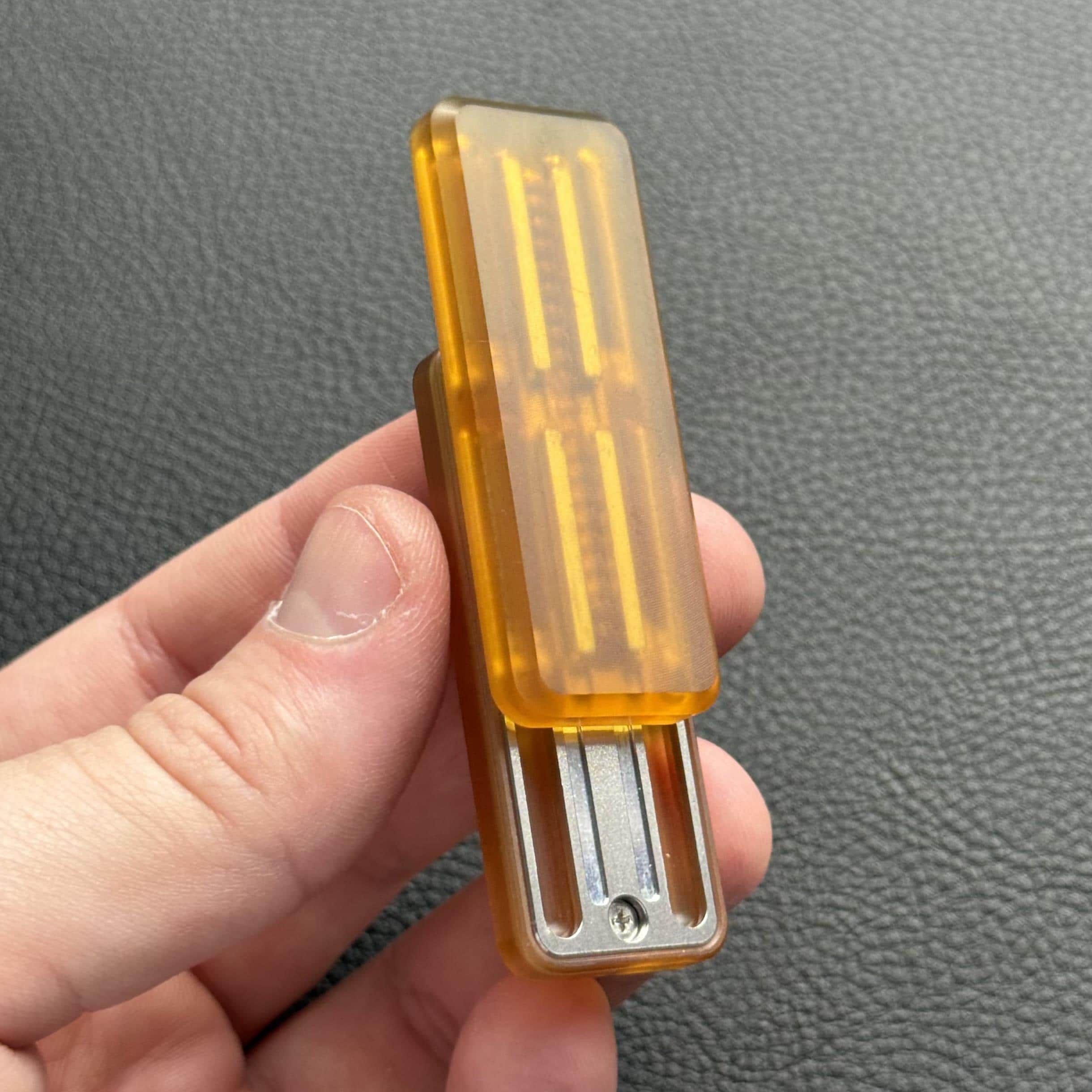 Ultem Slider Mini Push