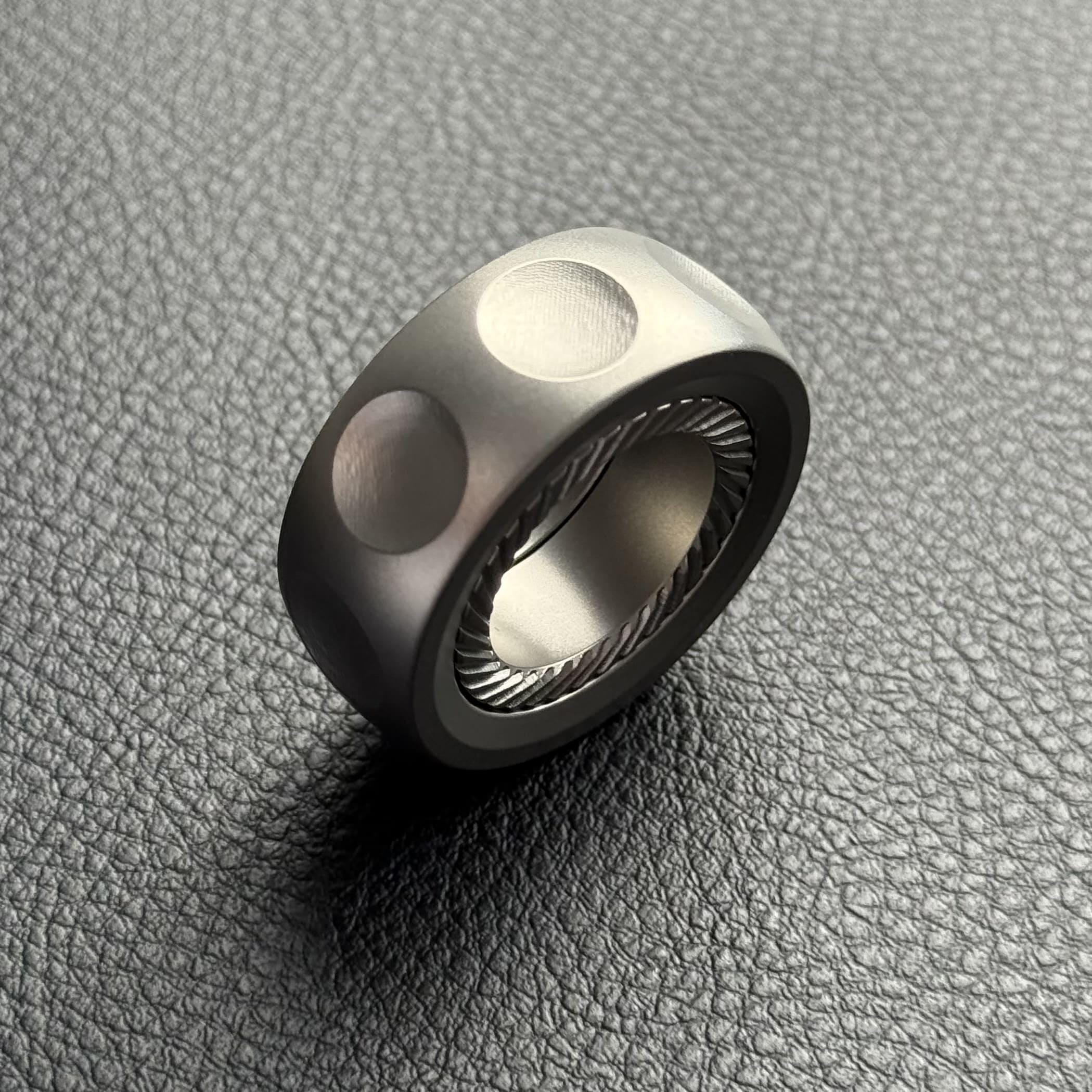 Fidget Ring Spinner Quite